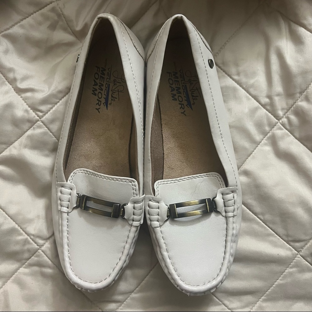Life Stride Velocity Flex White Loafers Size 7